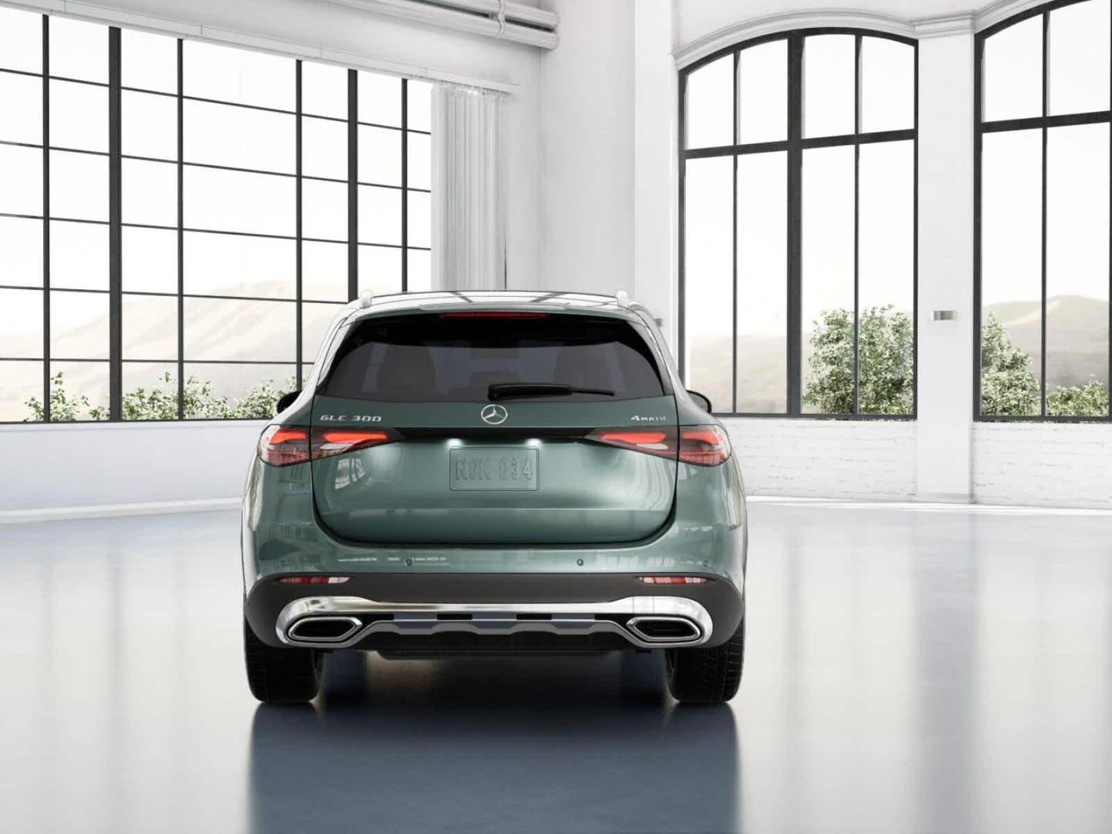 New 2026 Verde Silver Metallic Mercedes-Benz GLC 300 image 24