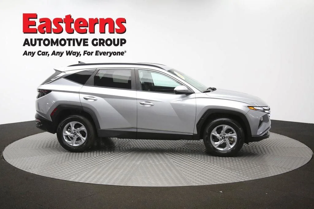 Used 2022 Silver Hyundai SEL image 42