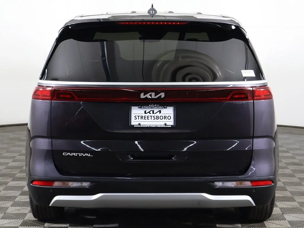 Used 2024 Gray Kia LX Seat Package image 12