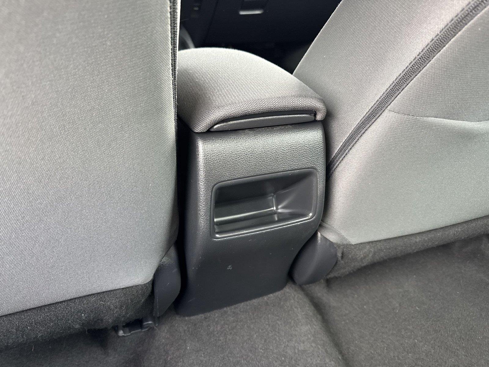 2021 Toyota Corolla LE - Photo 26