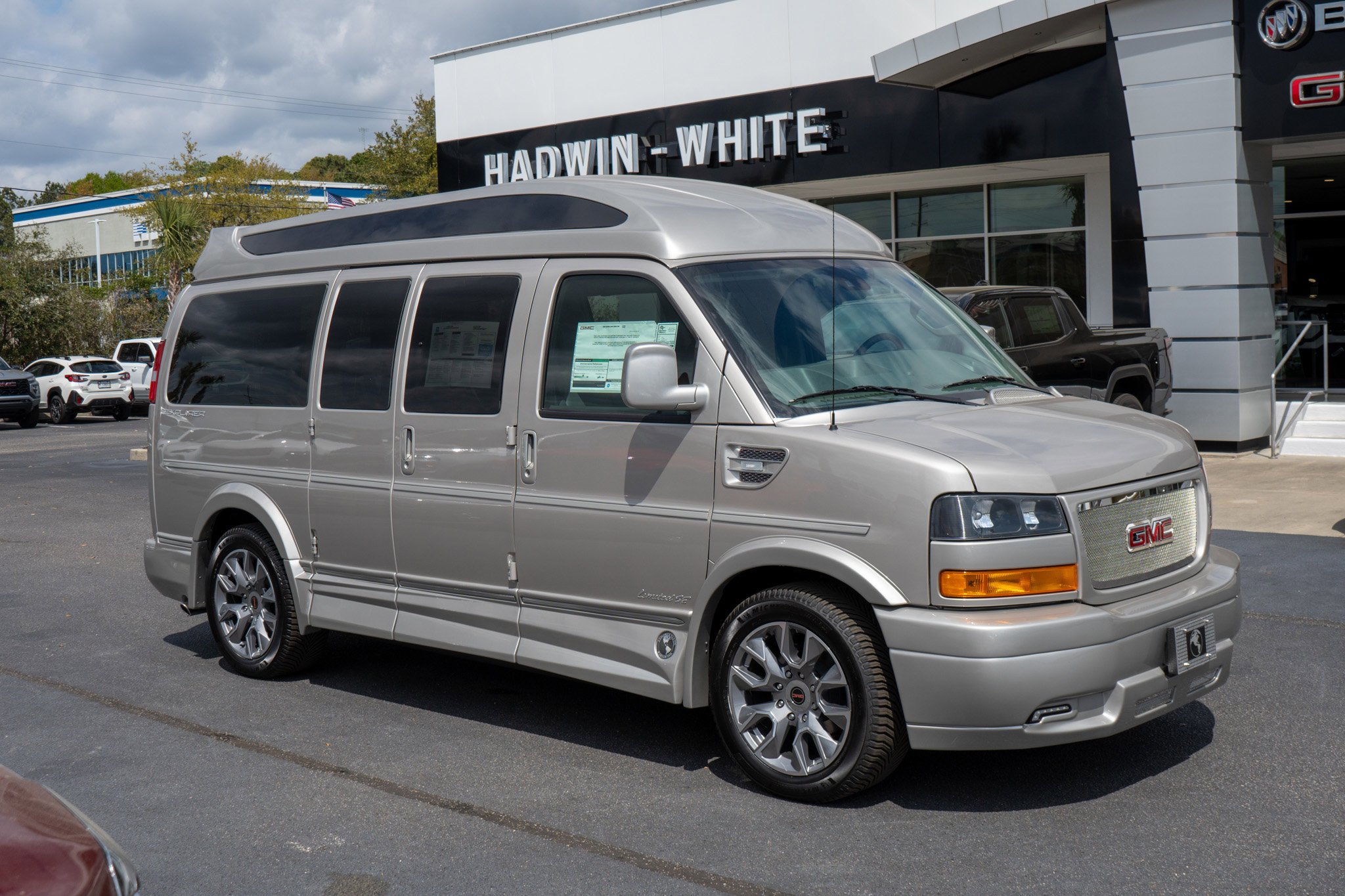 2026 GMC Savana 2500's photo
