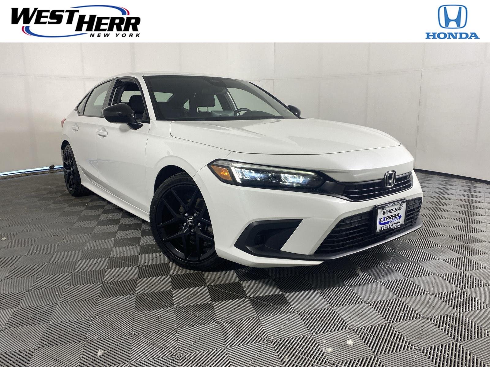 Used 2024 Platinum White Pearl Honda Sport image 1