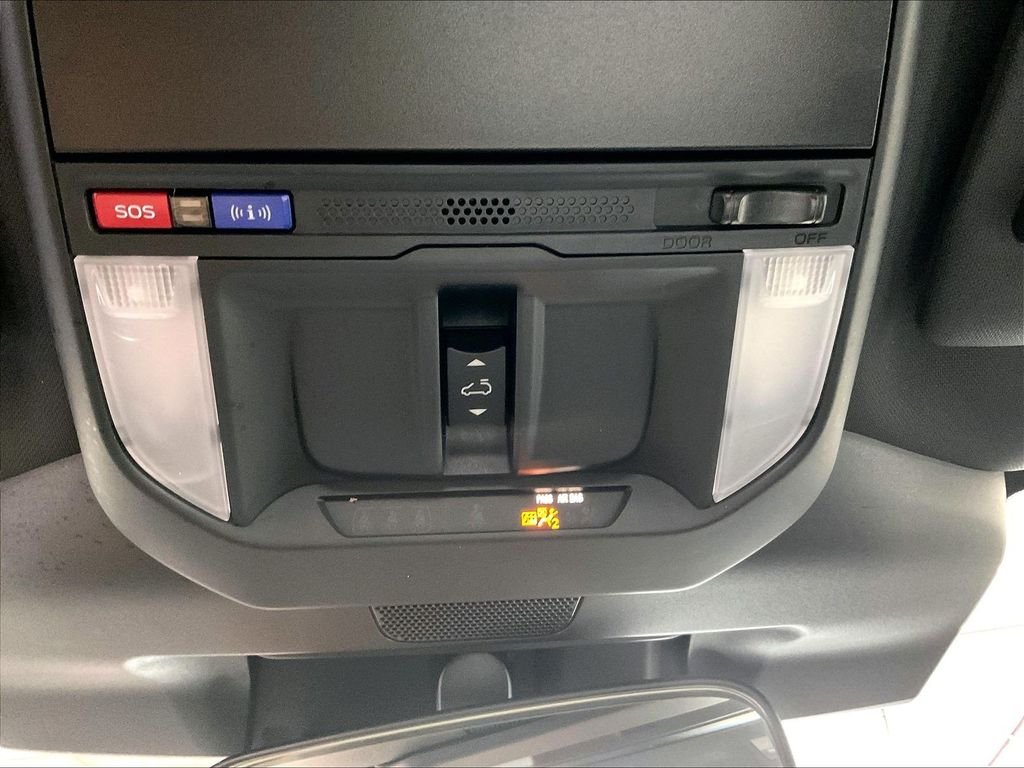 Used 2025 Ice Silver Metallic Subaru Premium image 20