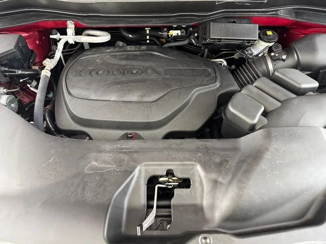 Used 2024 Red Honda TrailSport image 21