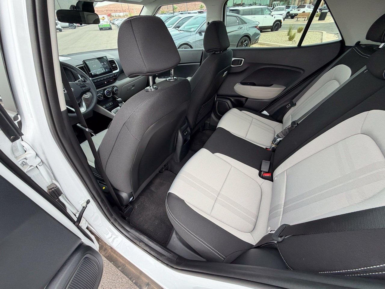 2026 Hyundai Venue SEL - Photo 33