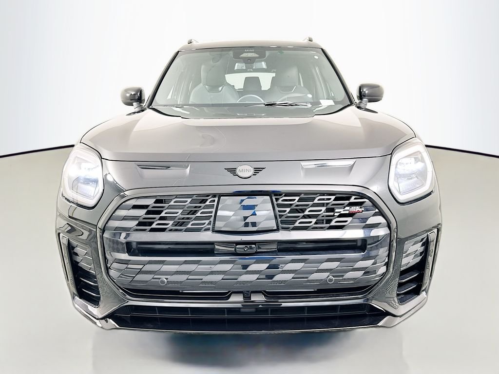 New 2027 Black MINI  image 2