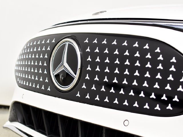 New 2027 Polar White Mercedes-Benz CLA 250+ image 7