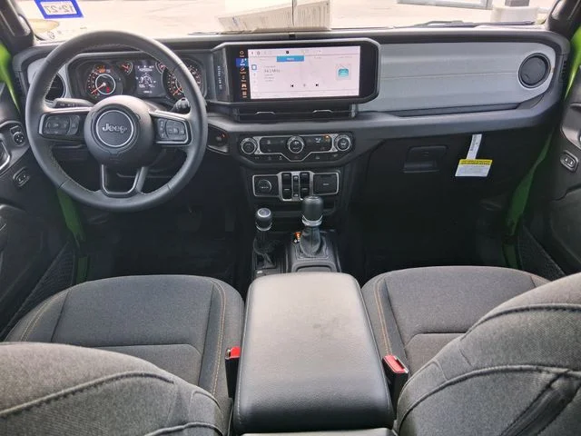 Used 2025  Jeep Sport S image 9