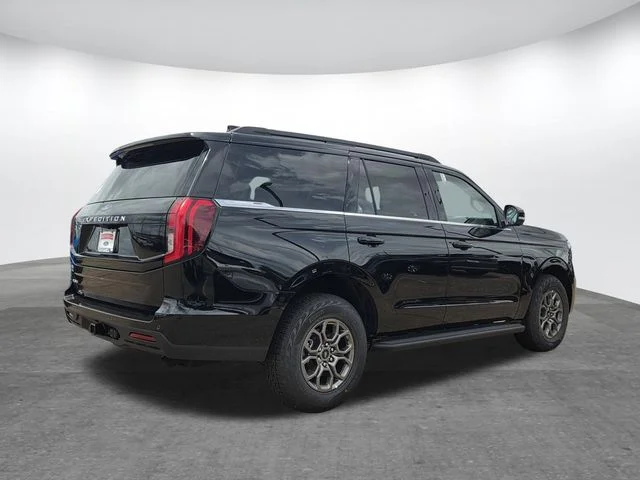 New 2026 Agate Black Metallic Ford Active image 2