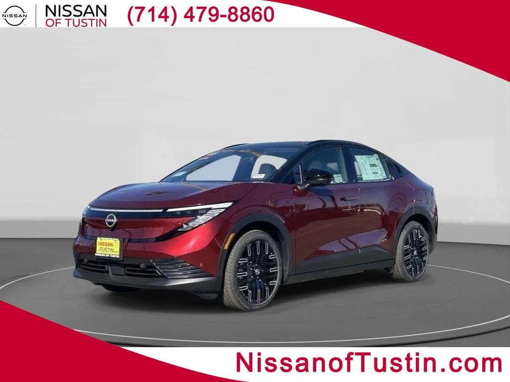 2026 Nissan Leaf Platinum+'s photo