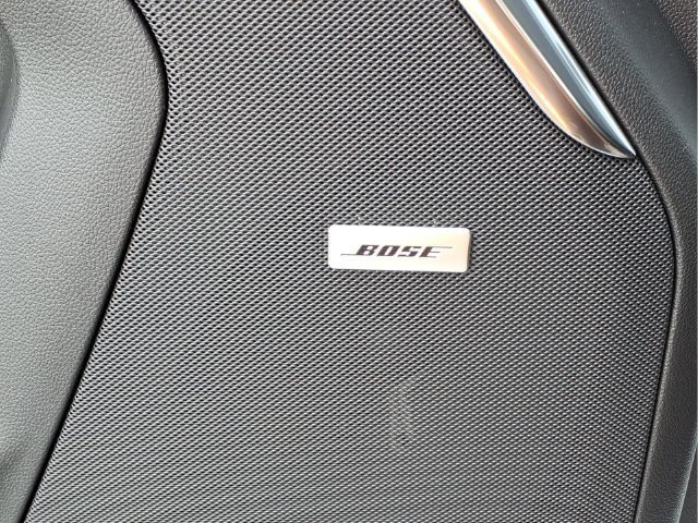 New 2027 Polar White Tricoat Chevrolet High Country image 15