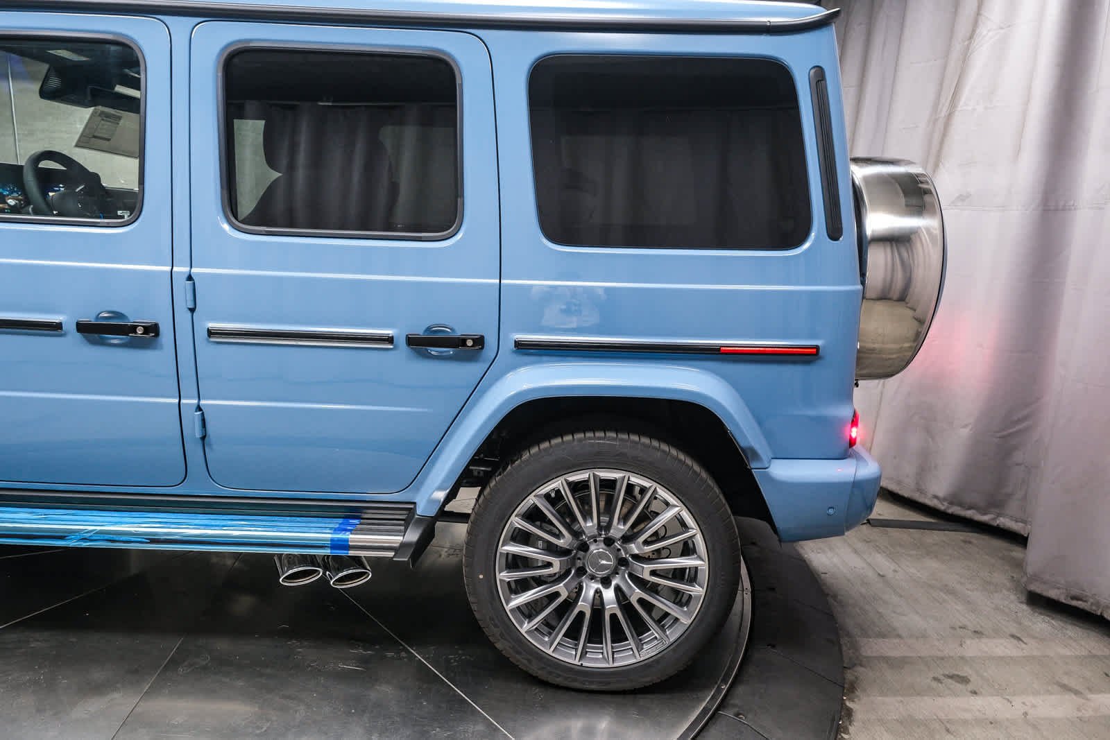 New 2027 MANUFAKTUR China Blue Mercedes-Benz AMG® G 63 SUV image 40