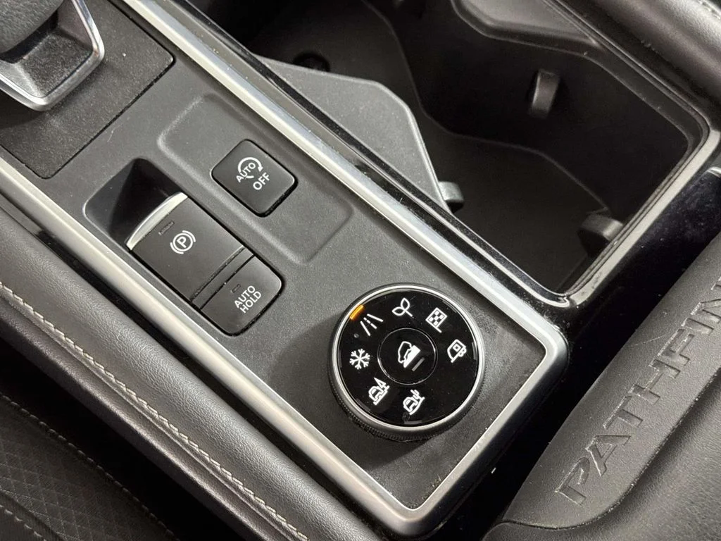 Used 2022 Black Nissan SV image 30