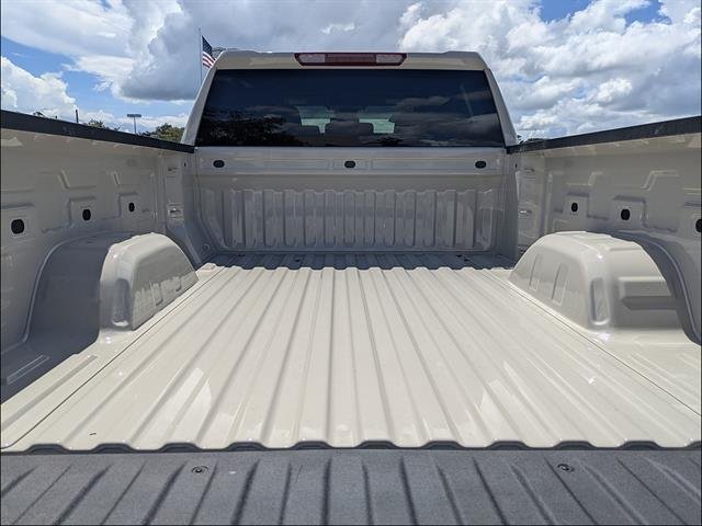 2026 GMC Sierra 1500 SLE - Photo 13