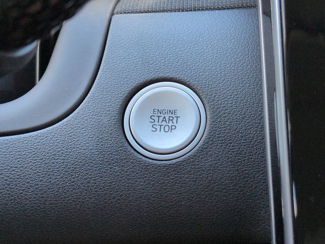 Used 2023 Silver Hyundai XRT image 28