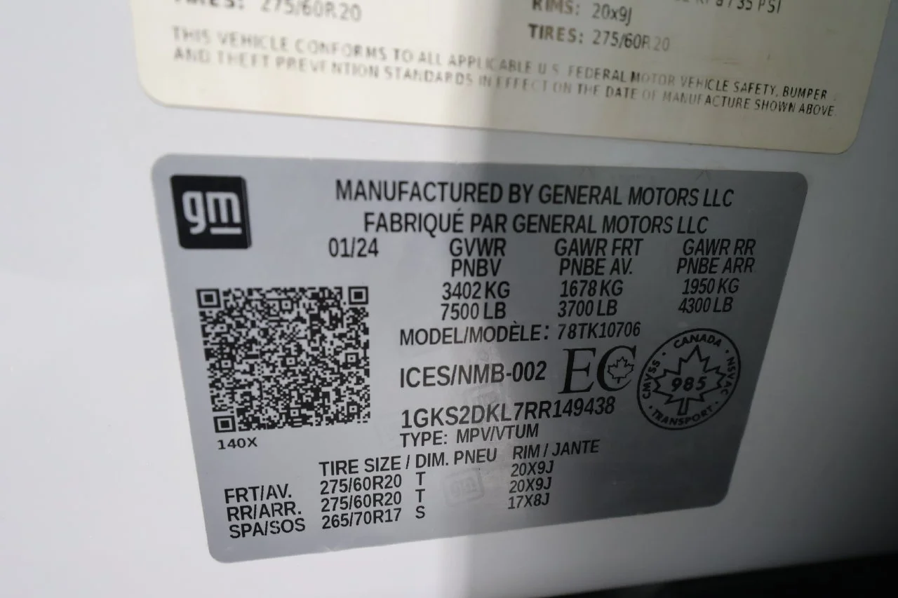Certified Used 2024 White Frost Tricoat GMC Denali image 35