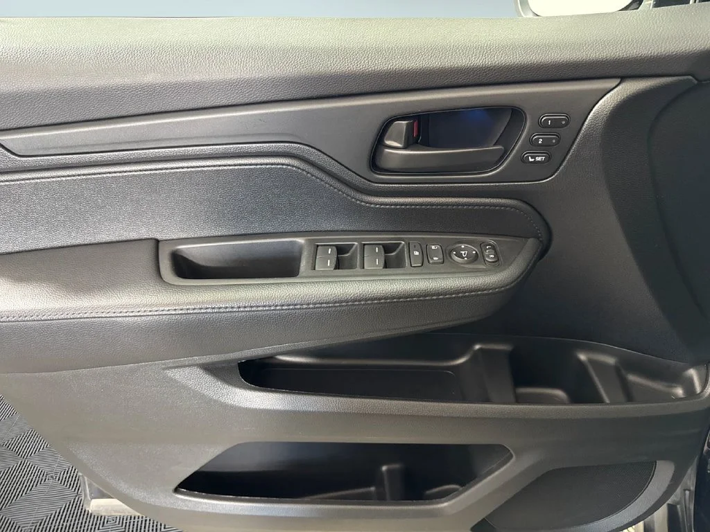 Used 2025 Black Honda EX-L image 20