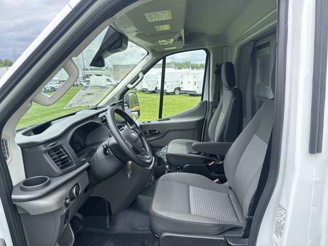 2024 Ford Transit Cutaway Base - Photo 31