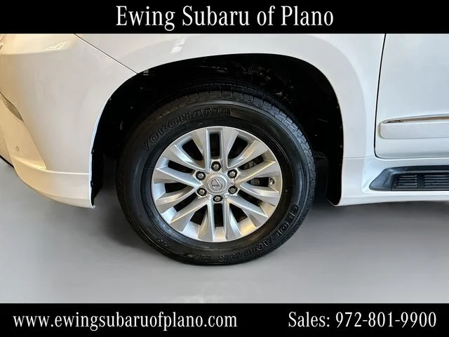 Used 2019 White Lexus 460 image 34