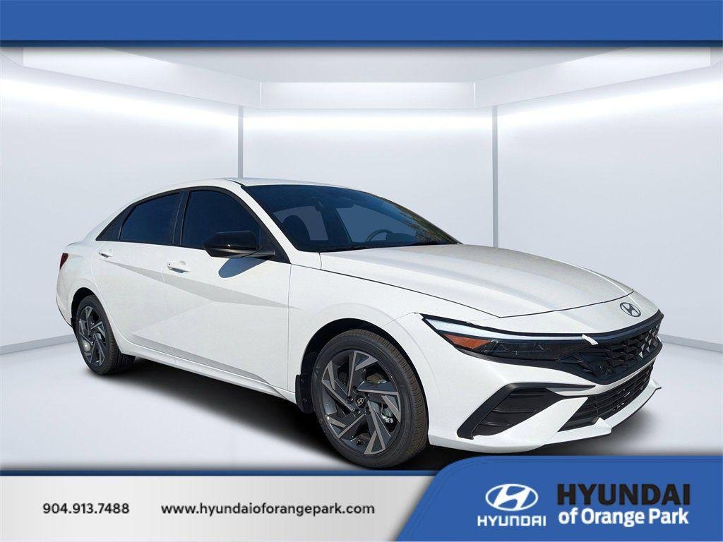 New 2026 White Hyundai SEL Sport image 1