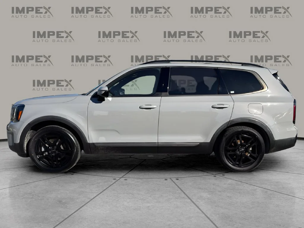 Used 2023 Gray Kia SX X-Line image 2