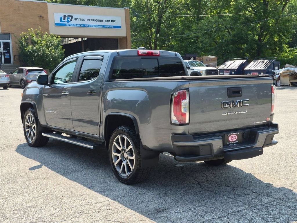 Used 2022 Gray GMC Denali image 7
