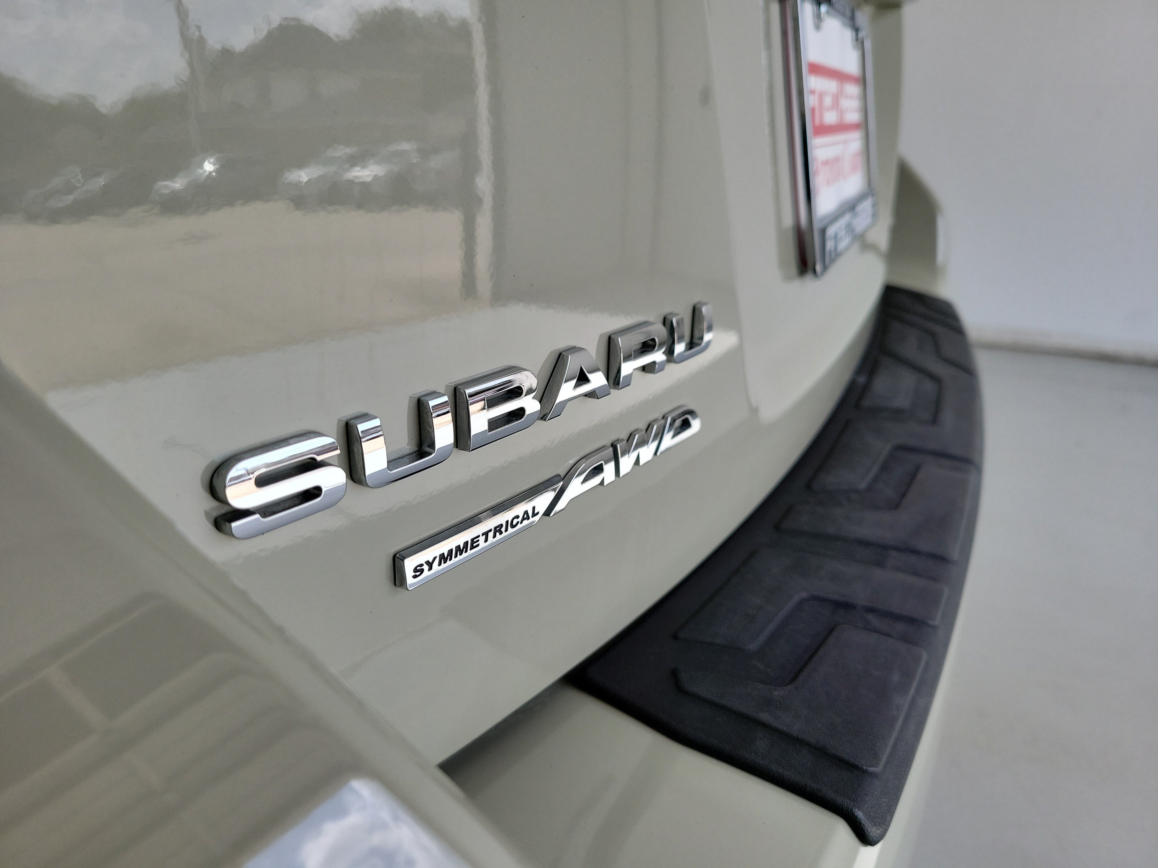 Used 2014 Desert Khaki Subaru 2.0i Limited image 9