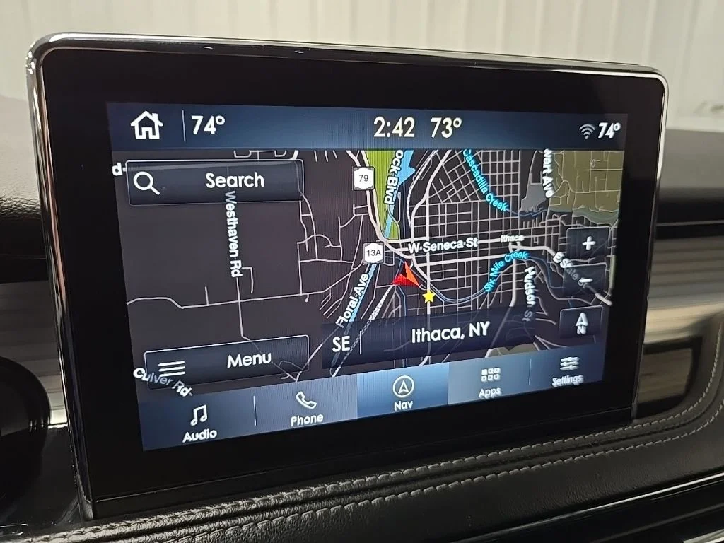 Used 2022 Radiance Metallic Lincoln Standard image 29
