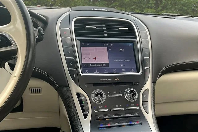 Used 2020  Lincoln Black Label image 9