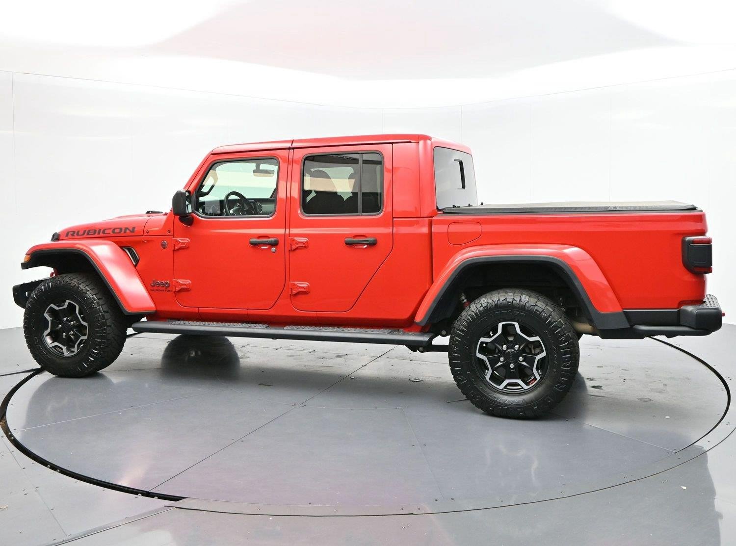Used 2021 Firecracker Red Clearcoat Jeep Rubicon image 5