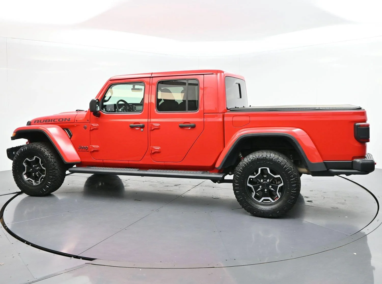 Used 2021 Firecracker Red Clearcoat Jeep Rubicon image 5