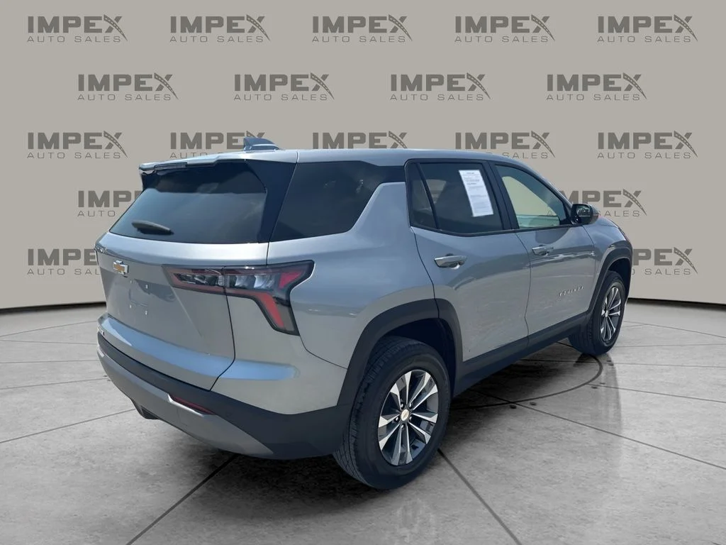 Used 2026 Gray Chevrolet LT image 5