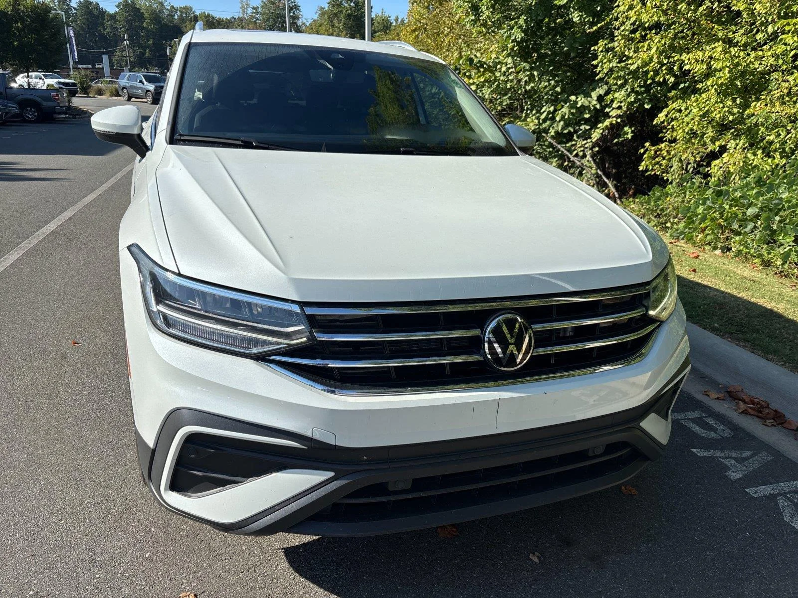 Certified Used 2023 Opal White Pearl Volkswagen SE image 8