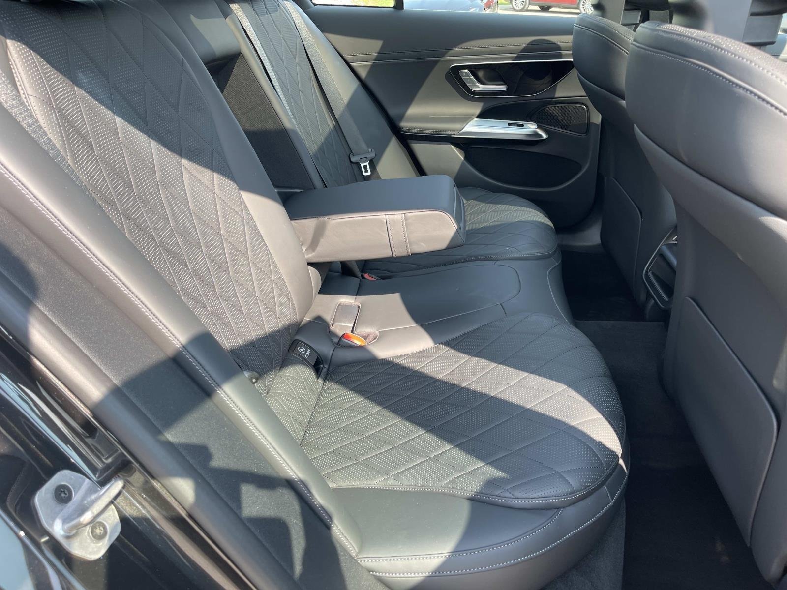 Certified Used 2025 Graphite Grey Metallic Mercedes-Benz E 450 image 20