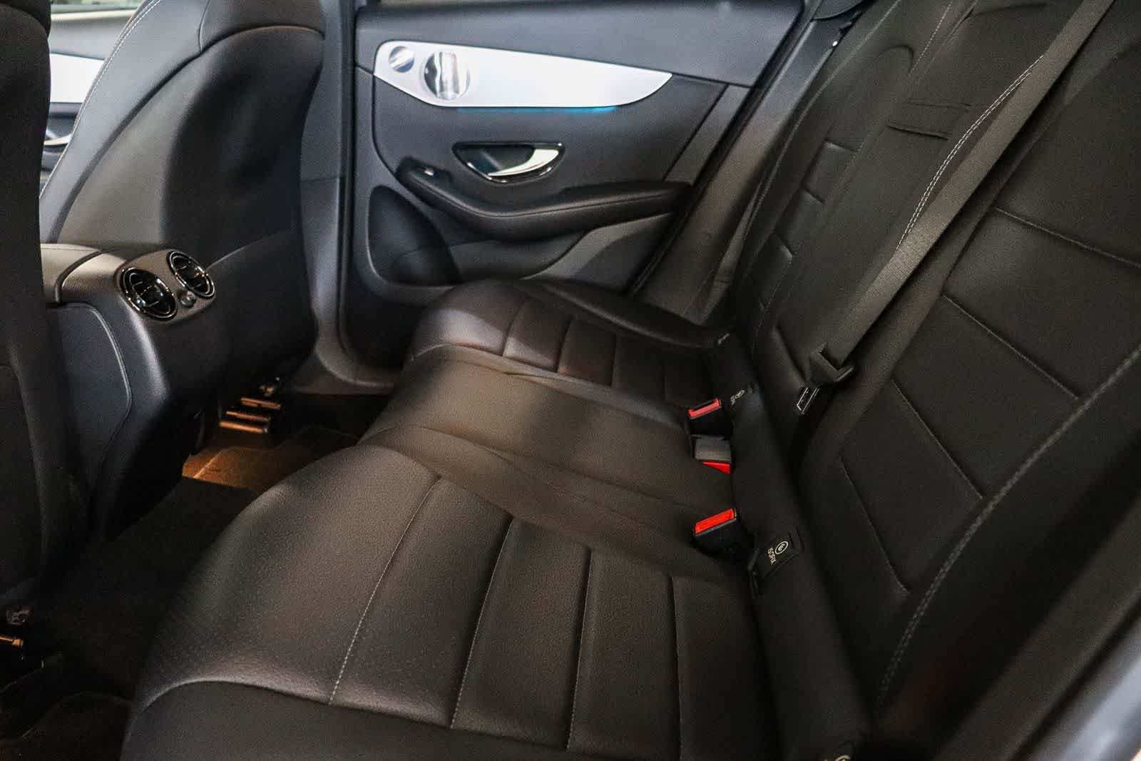 Used 2019 Polar White Mercedes-Benz GLC 300 image 19