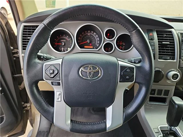 Used 2017 Pyrite Mica Toyota SR5 4x2 image 15