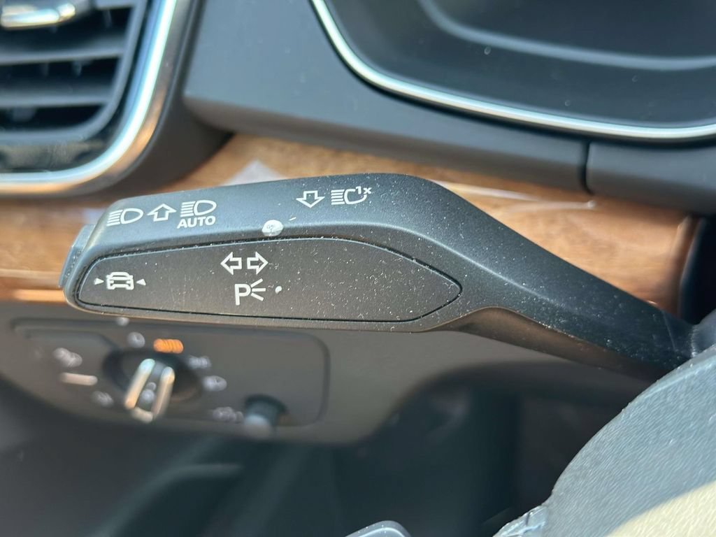 Used 2022  Audi S line Premium Plus image 19