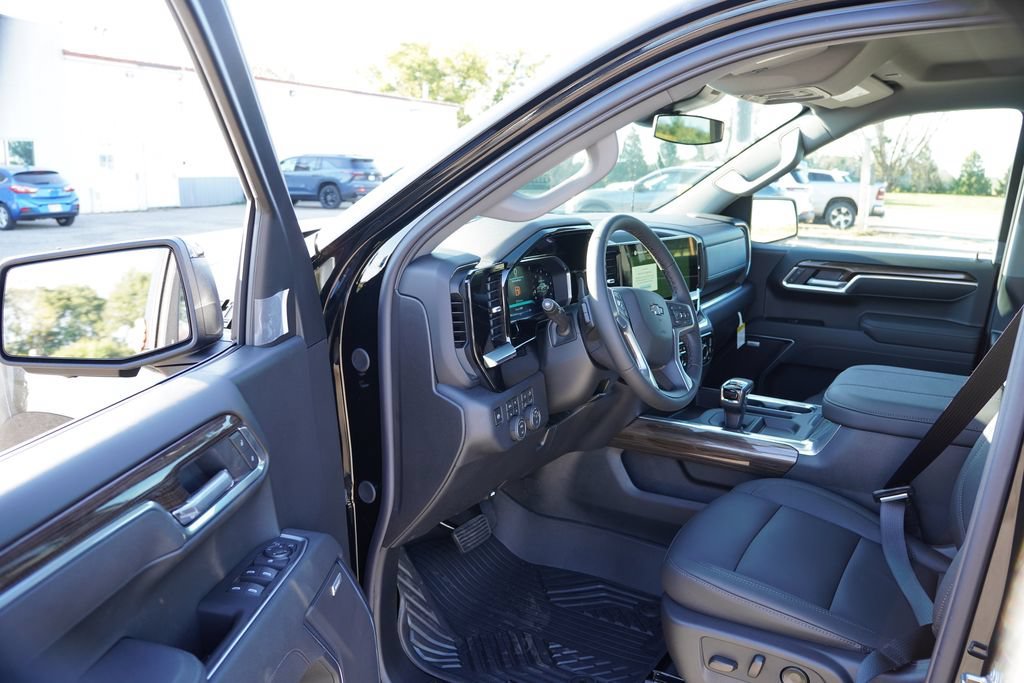2026 Chevrolet Silverado 1500 RST - Photo 11