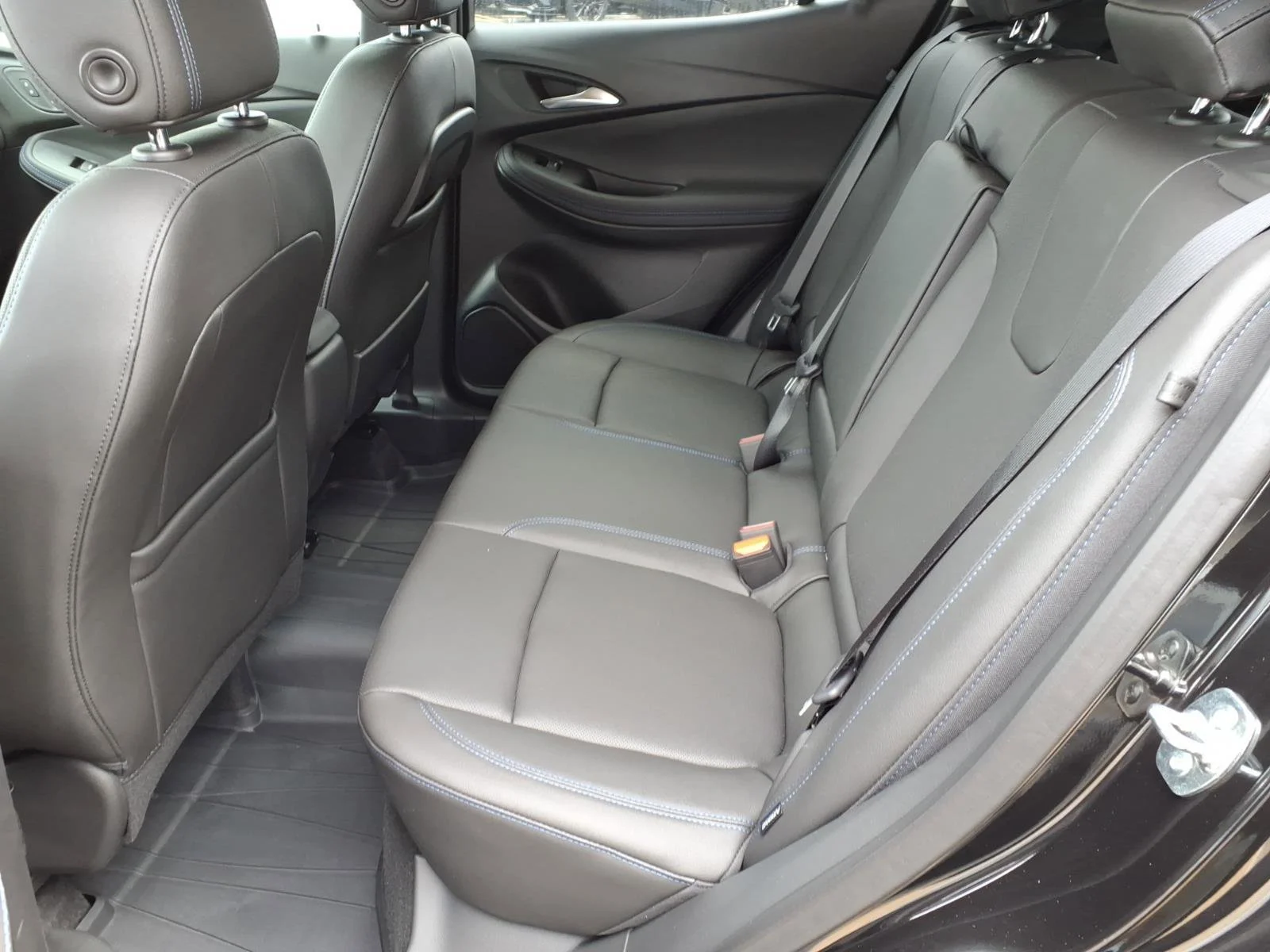 2026 Buick Encore GX Sport Touring - Photo 6