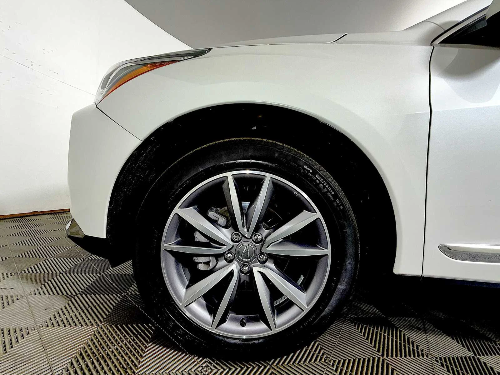 Used 2023 Platinum White Pearl Acura w/Technology Package image 8
