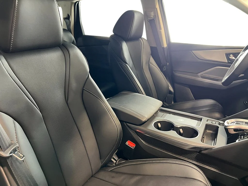 New 2026 Solar Silver Metallic Acura w/Technology Package image 40