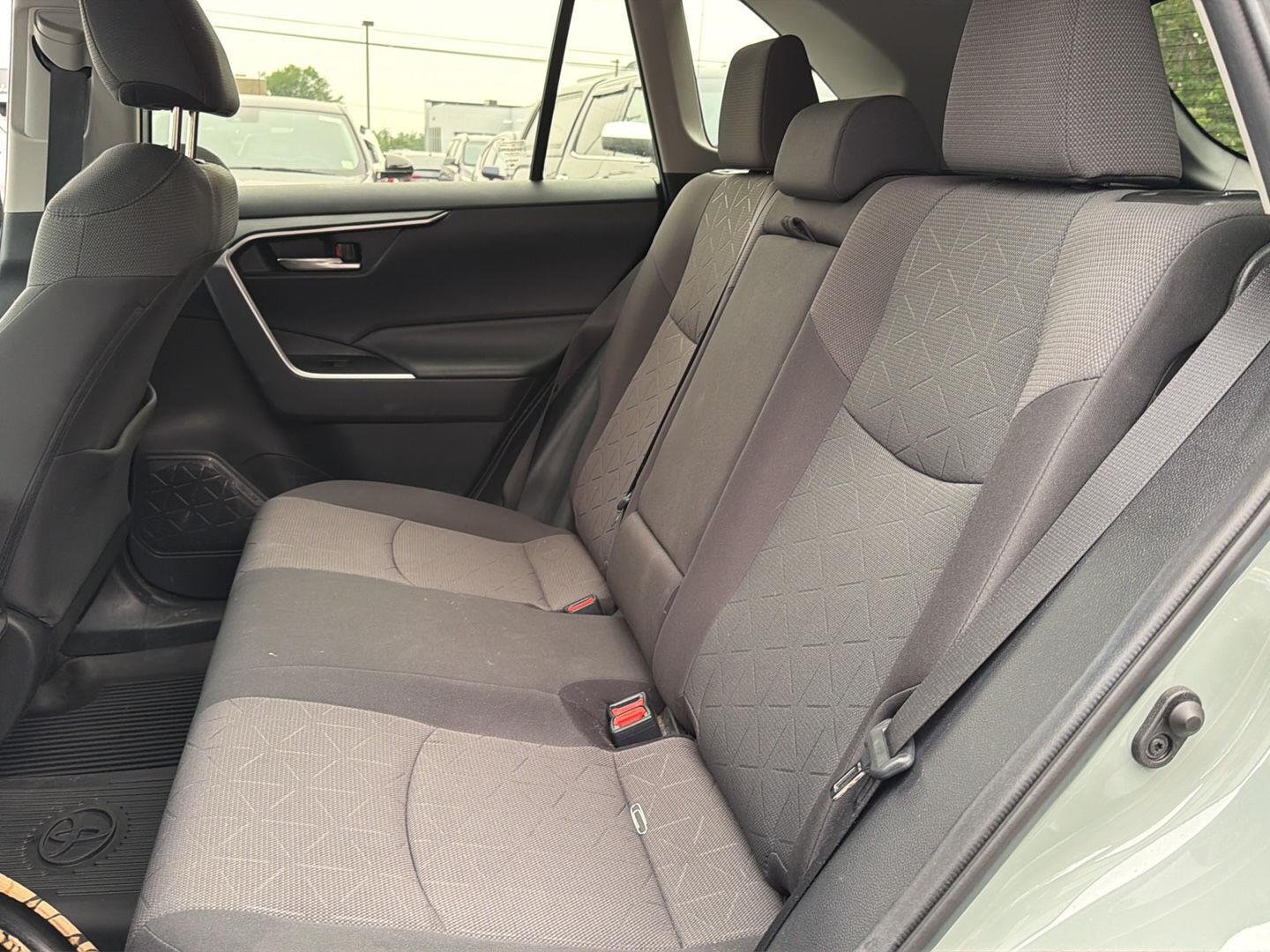Used 2020 Lunar Rock Toyota XLE image 15