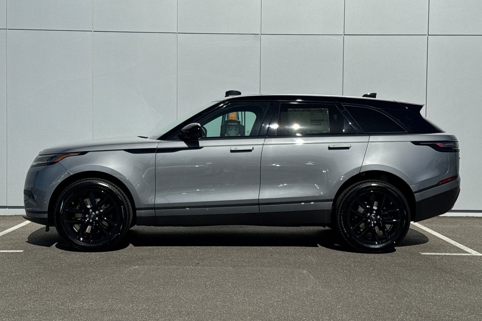 New 2026 Zadar Grey Land Rover S image 2