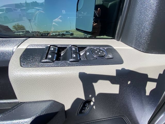 Used 2020 White Ford XL image 13