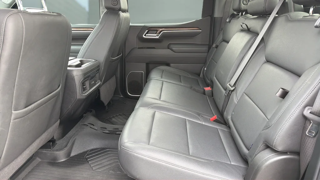 Used 2025 Gray Chevrolet RST image 19