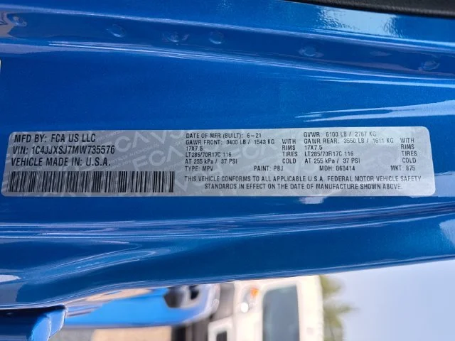 Used 2021 Hydro Blue Pearl Coat Jeep Unlimited Rubicon 392 image 16