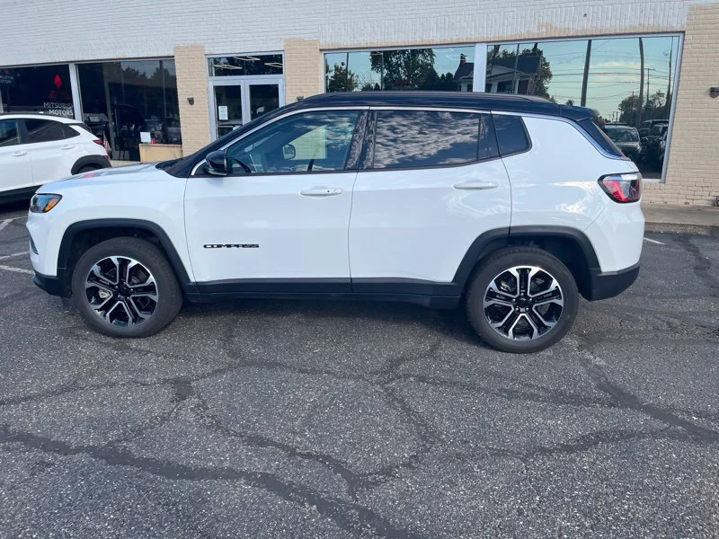 Used 2024 White Jeep Limited image 8
