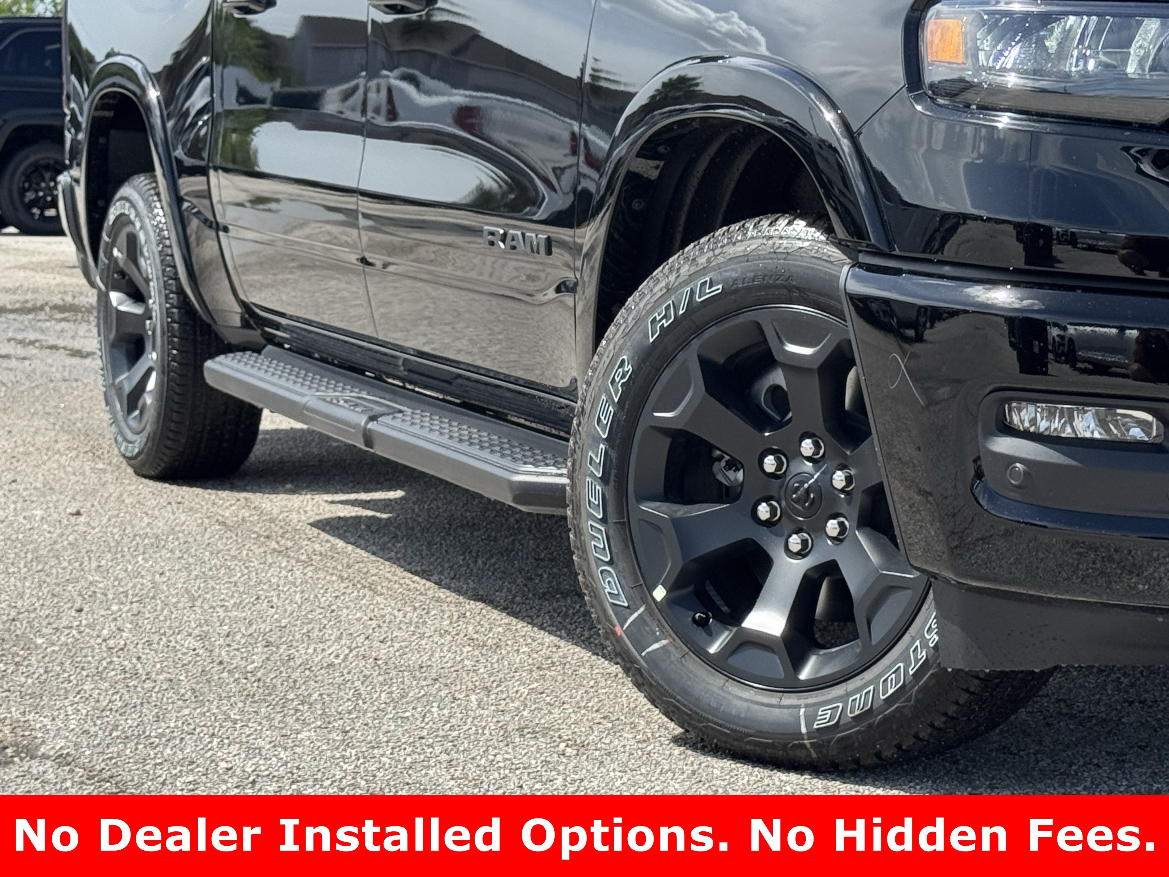 New 2026 Diamond Black Crystal Pearl-Coat Exterior Paint RAM Lone Star image 3