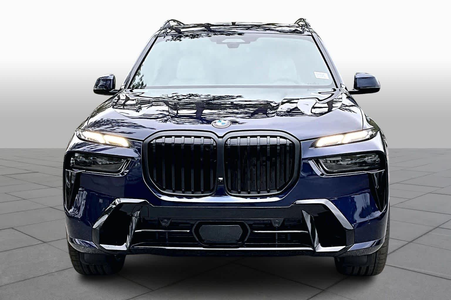 New 2026 Tanzanite Blue II Metallic BMW xDrive40i image 3