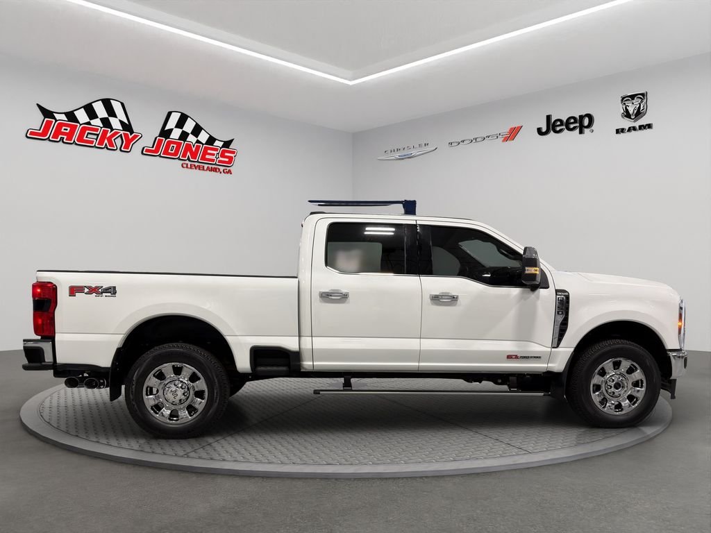 Used 2025 Star White Metallic Tri-Coat Ford King Ranch image 12